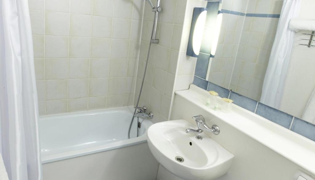 Campanile Hotel 3*